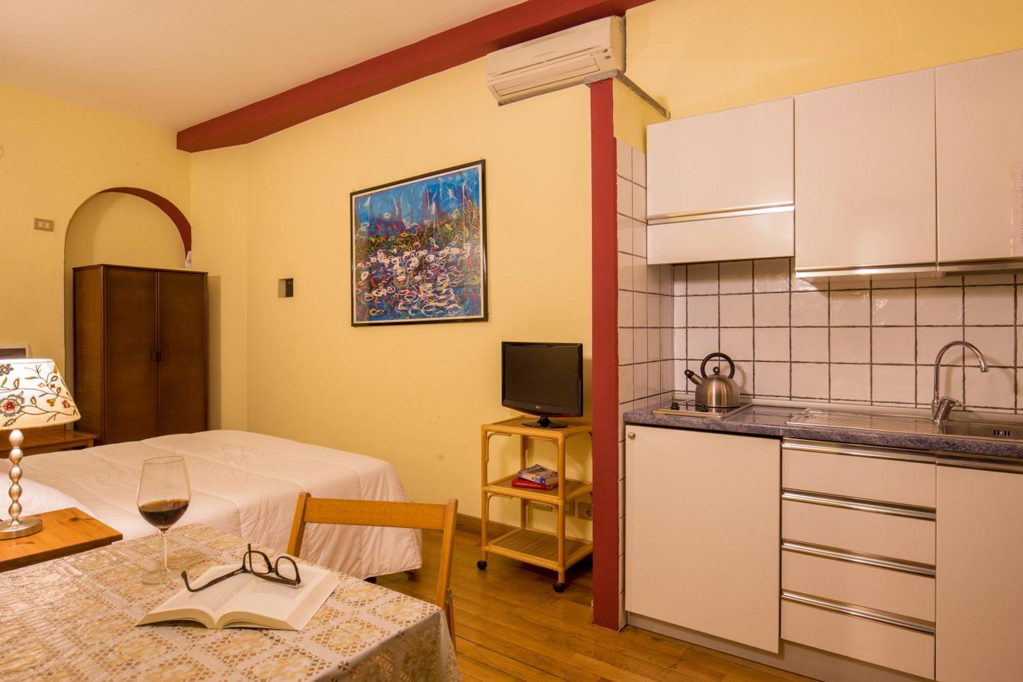 Bollo Apartments Rome Bagian luar foto